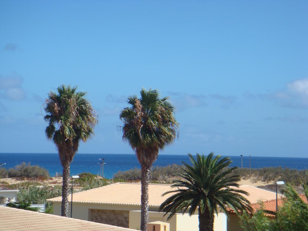 Retiro Praia Porto Santo Exterior photo